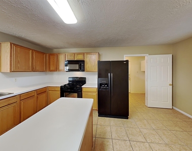 29010 Ashbrook Lane - Photo Thumbnail 1