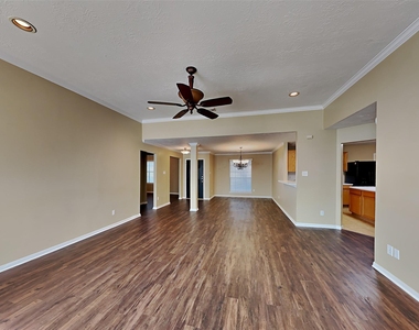 29010 Ashbrook Lane - Photo Thumbnail 6