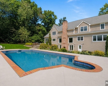 7 Deerhill - Photo Thumbnail 31