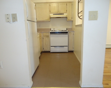 420 Carlton Avenue - Photo Thumbnail 7