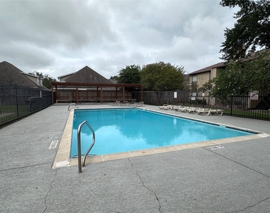 3300 Pebblebrook Drive - Photo Thumbnail 30