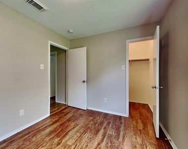 3703 Nutwood Lane - Photo Thumbnail 12
