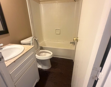 601 Clear Lake Road - Photo Thumbnail 9