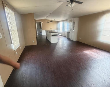 601 Clear Lake Road - Photo Thumbnail 7
