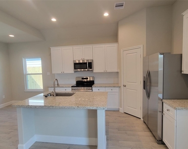 11915 Nelwood Street - Photo Thumbnail 2