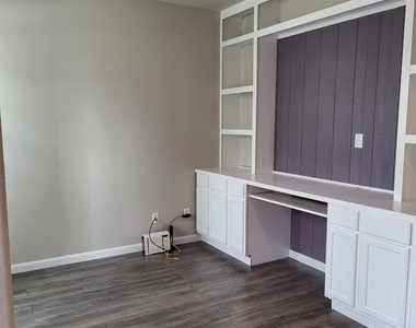 18711 Majestic Vista Lane - Photo Thumbnail 3