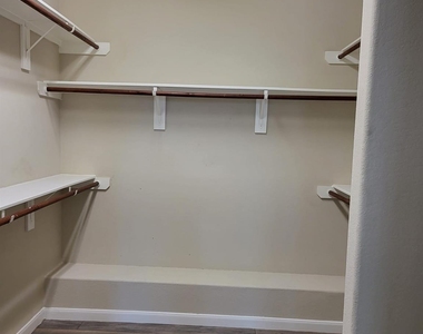 18711 Majestic Vista Lane - Photo Thumbnail 10