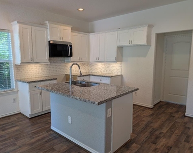 16729 Meadowcroft - Photo Thumbnail 2