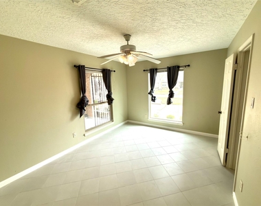 14834 Charlmont Drive - Photo Thumbnail 9