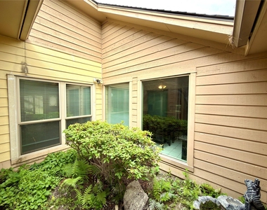 14834 Charlmont Drive - Photo Thumbnail 2