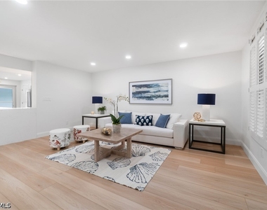 1222 Gordon Drive - Photo Thumbnail 7