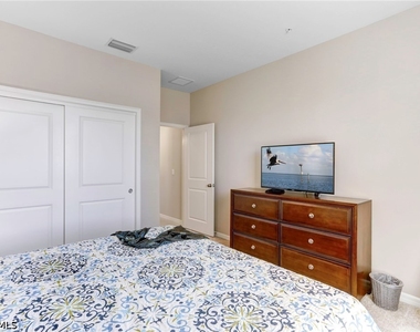 9433 Benvenuto Court - Photo Thumbnail 15