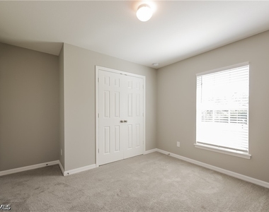 3304 49th Street W - Photo Thumbnail 10