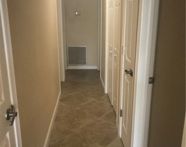 850 105th Avenue N - Photo Thumbnail 2