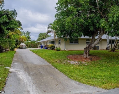 2983 Binnacle Drive - Photo Thumbnail 17