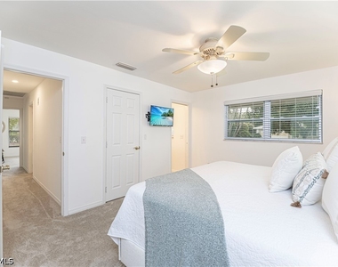 2983 Binnacle Drive - Photo Thumbnail 8