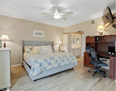 13641 Worthington Way - Photo Thumbnail 8