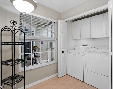13641 Worthington Way - Photo Thumbnail 7
