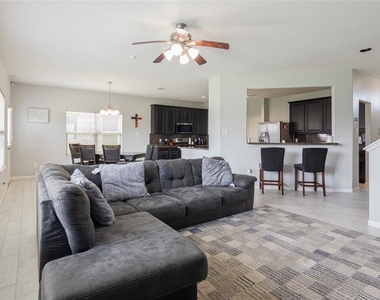 5218 Misty Lane - Photo Thumbnail 5