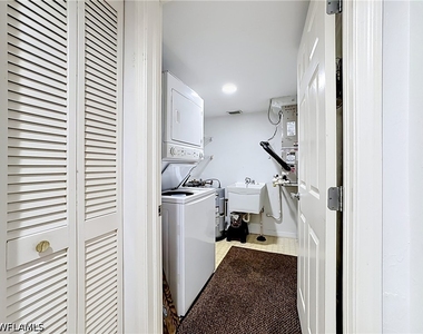 15171 Cedarwood Lane - Photo Thumbnail 27