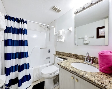 15171 Cedarwood Lane - Photo Thumbnail 17