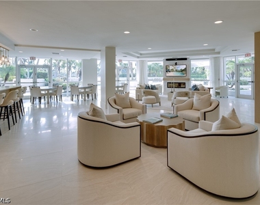 4255 Gulf Shore Boulevard N - Photo Thumbnail 7