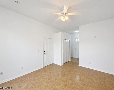 4426 St Georges Court - Photo Thumbnail 11