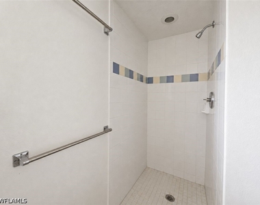 4426 St Georges Court - Photo Thumbnail 8