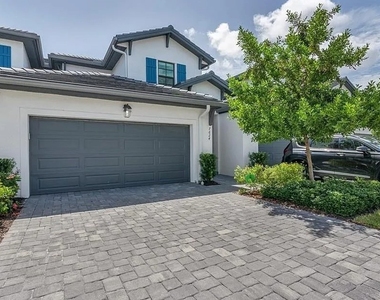 7624 Morgan Way - Photo Thumbnail 1