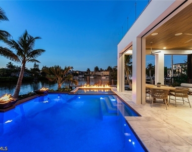 1100 Sandpiper Street - Photo Thumbnail 42