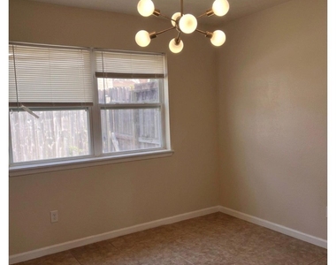 12413 Wellington Park Drive - Photo Thumbnail 6