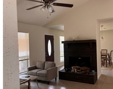 12413 Wellington Park Drive - Photo Thumbnail 2