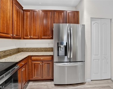 7020 Ambrosia Lane - Photo Thumbnail 8