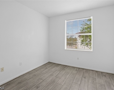 7020 Ambrosia Lane - Photo Thumbnail 16