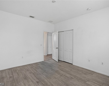 7020 Ambrosia Lane - Photo Thumbnail 18