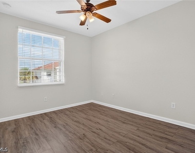 7013 Romana Way - Photo Thumbnail 10