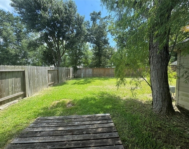 4818 Comal River Loop - Photo Thumbnail 16