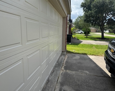 4818 Comal River Loop - Photo Thumbnail 4