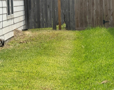 4818 Comal River Loop - Photo Thumbnail 40