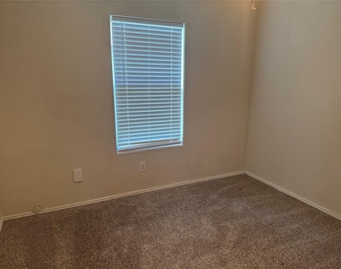 16942 Reston Glen Lane - Photo Thumbnail 29