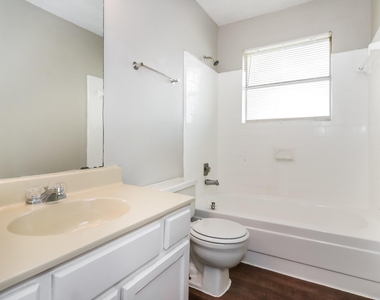 7506 Tetela Drive - Photo Thumbnail 16