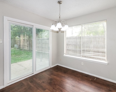 7506 Tetela Drive - Photo Thumbnail 5