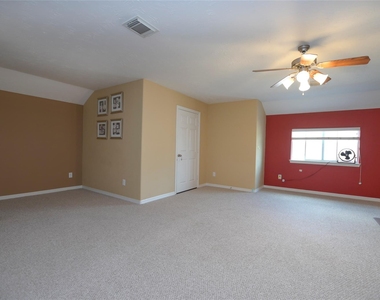 1375 Ella Place - Photo Thumbnail 29
