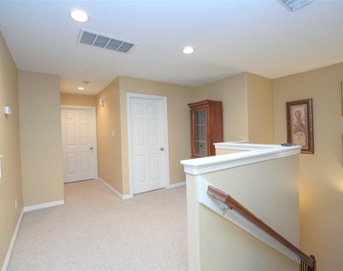 1375 Ella Place - Photo Thumbnail 12