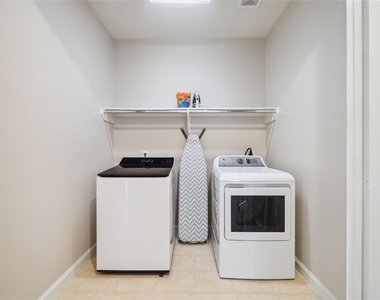 9455 Fannin Street - Photo Thumbnail 19