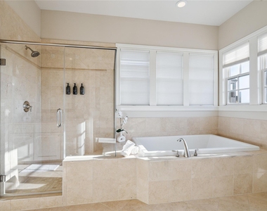 9455 Fannin Street - Photo Thumbnail 14