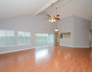 12722 Ashford Brook Drive - Photo Thumbnail 15