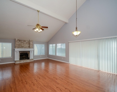 12722 Ashford Brook Drive - Photo Thumbnail 12