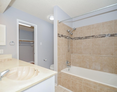 12722 Ashford Brook Drive - Photo Thumbnail 29
