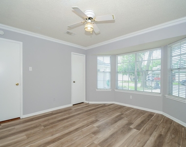 12722 Ashford Brook Drive - Photo Thumbnail 7